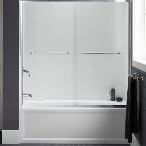 KOHLER Bathtub and sliding door